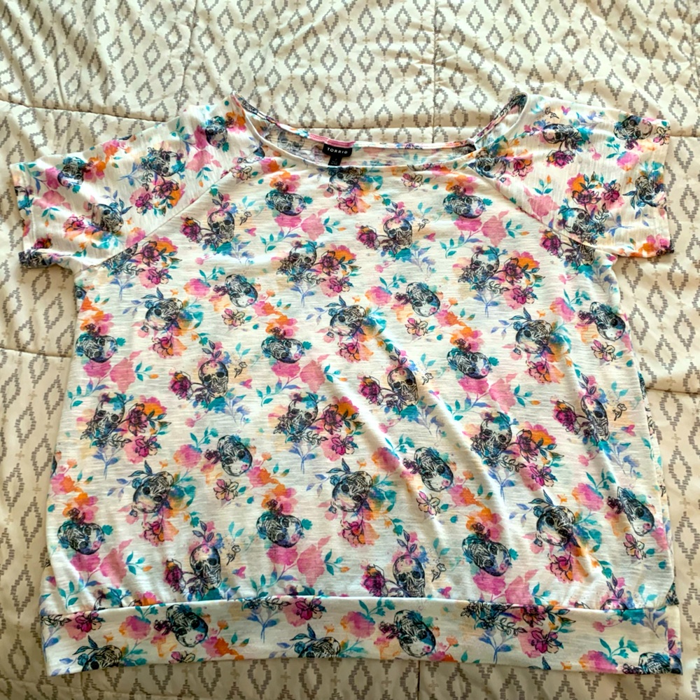 Torrid Plus size 3 off the shoulder shirt